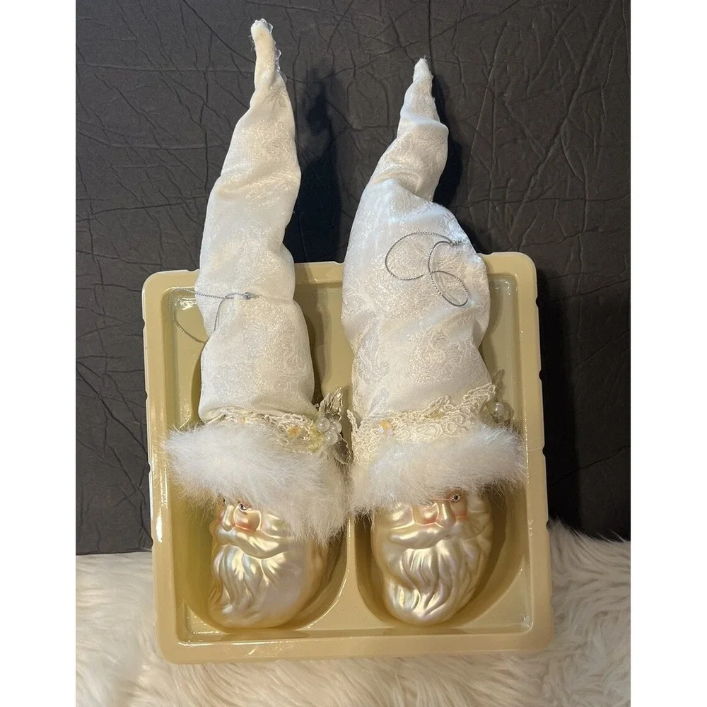 Dillard's VTG White Santa Head‎ Glass Ornaments Champagne Cream 12
